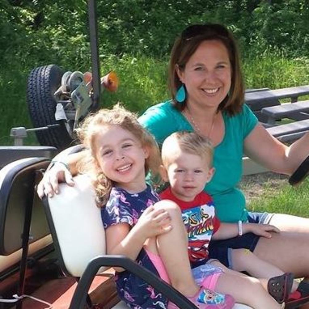 Meet your Posher, Ashley